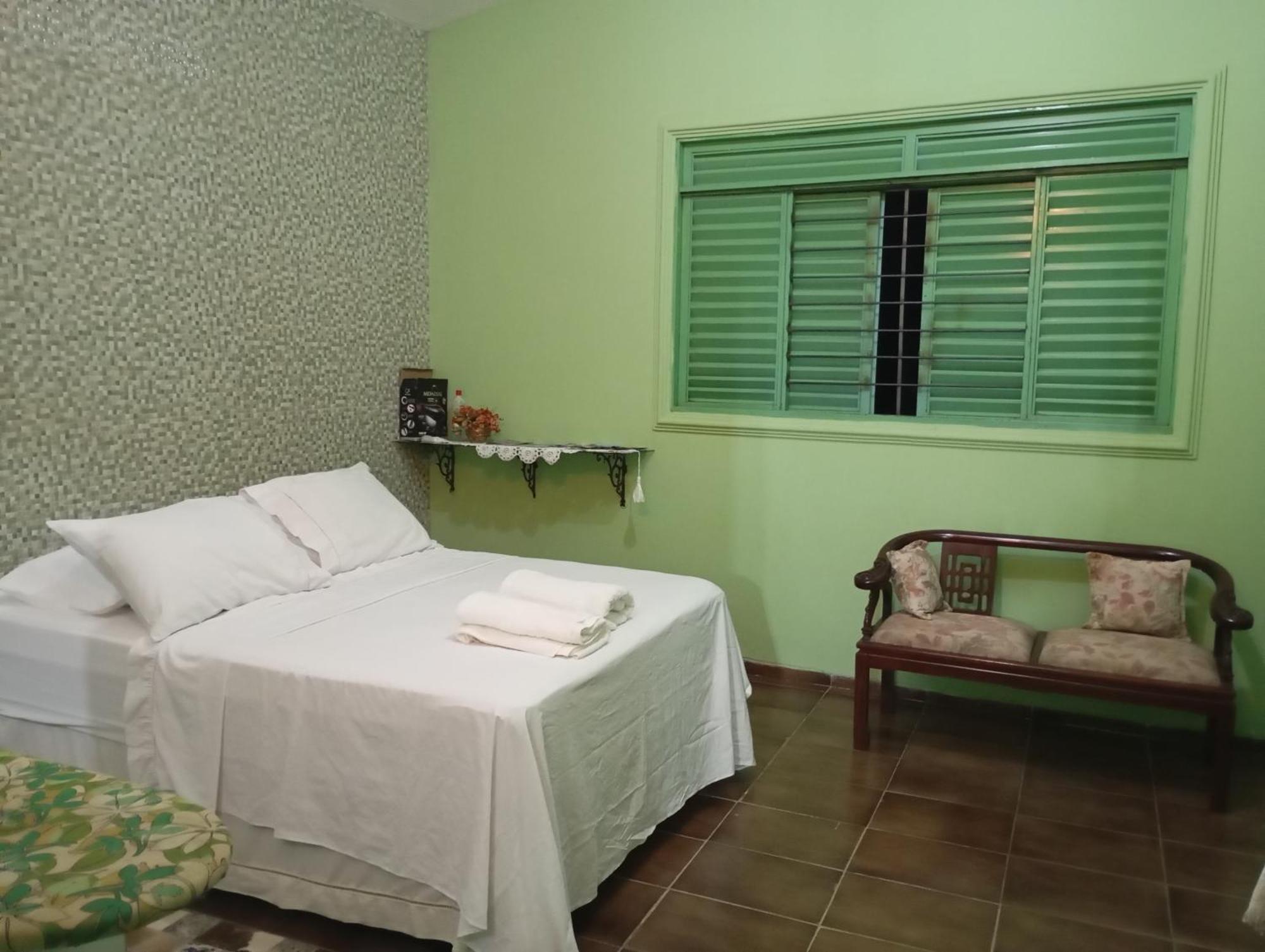 Hospedagem Casa Da Waldir, Quarto Suite 01 Гояс Экстерьер фото