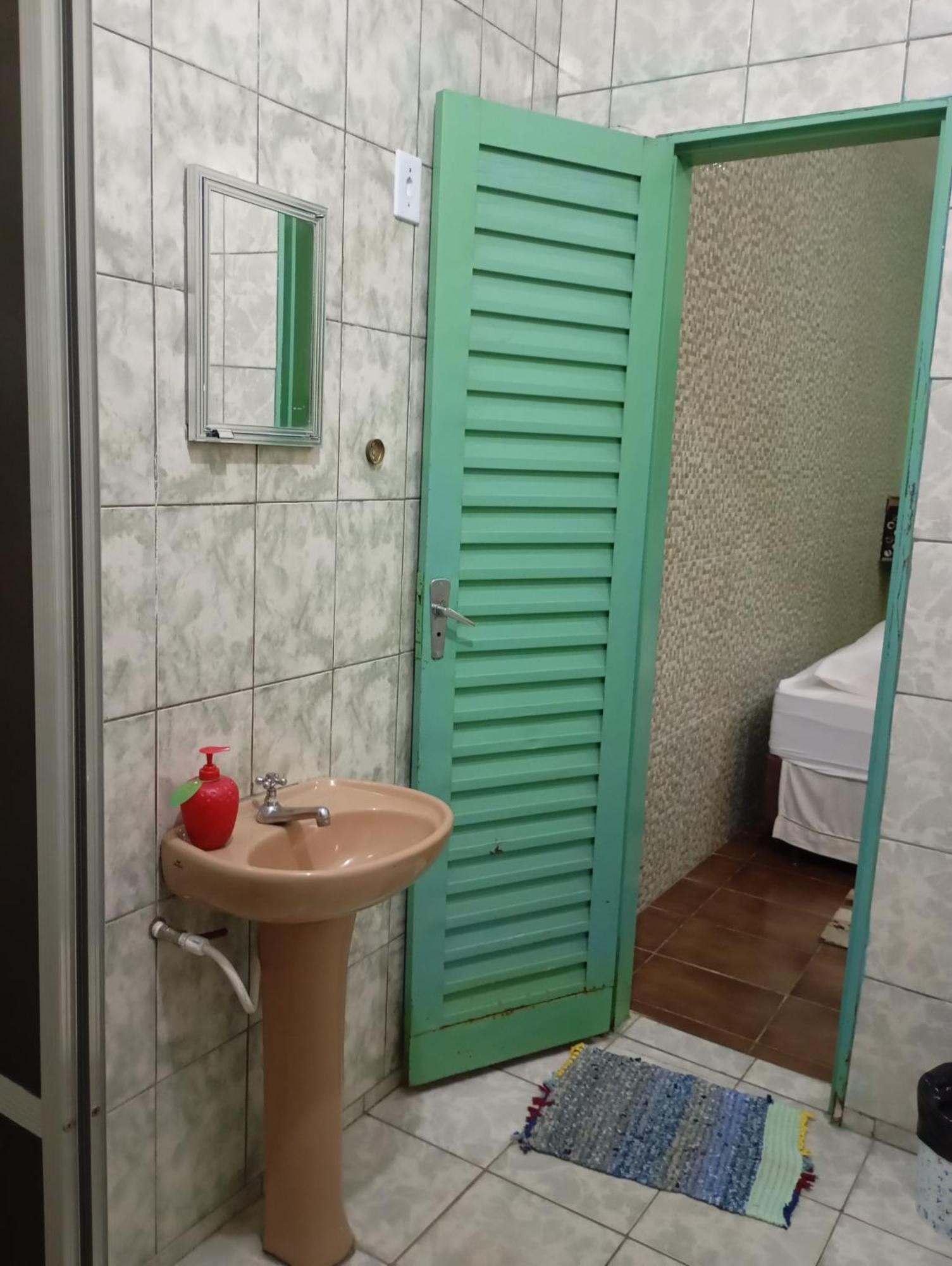 Hospedagem Casa Da Waldir, Quarto Suite 01 Гояс Экстерьер фото